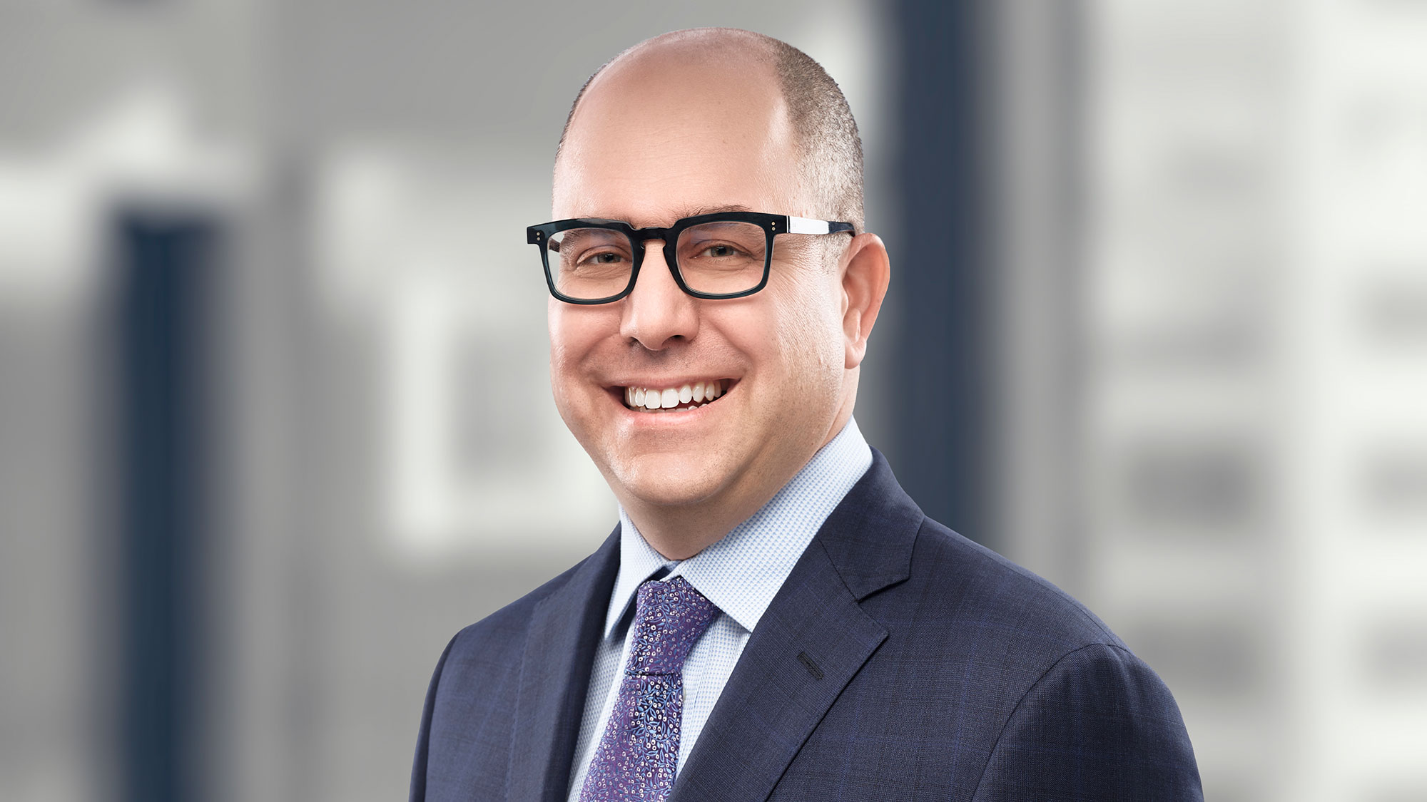 Andrew Bernstein headshot