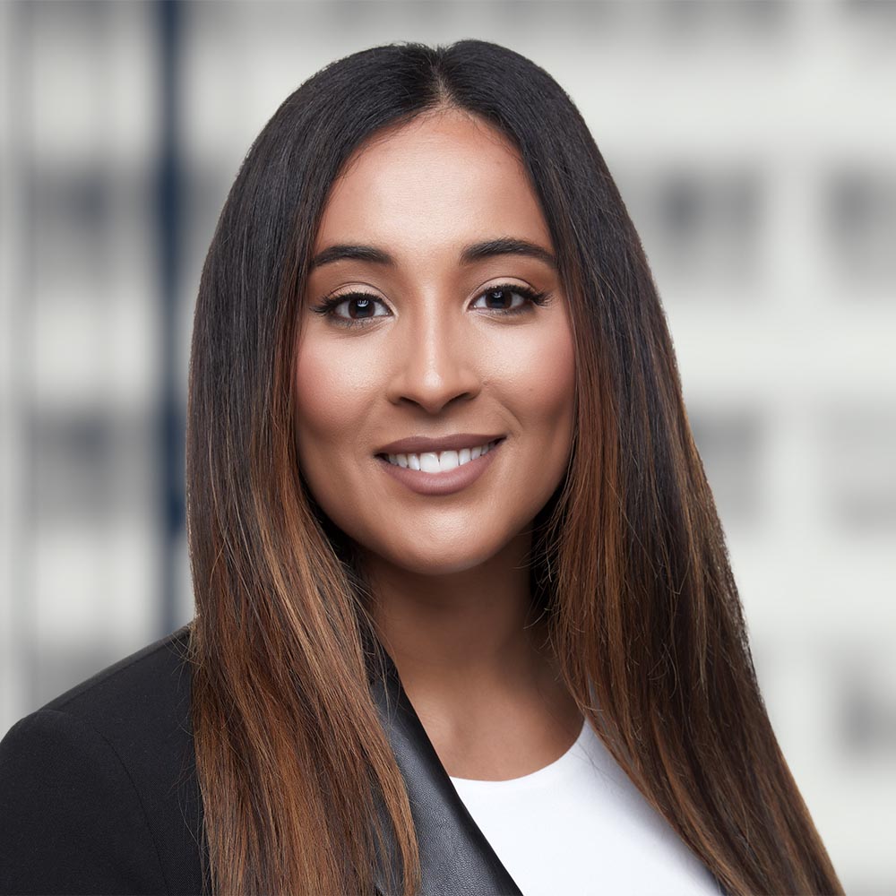 Bio photo of Madina Abdi